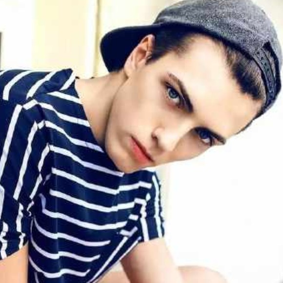 Meet your Posher, David - Picture 1 of 1